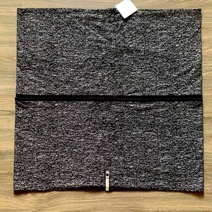 NWT. Lululemon Vinyasa Wrap Size S.